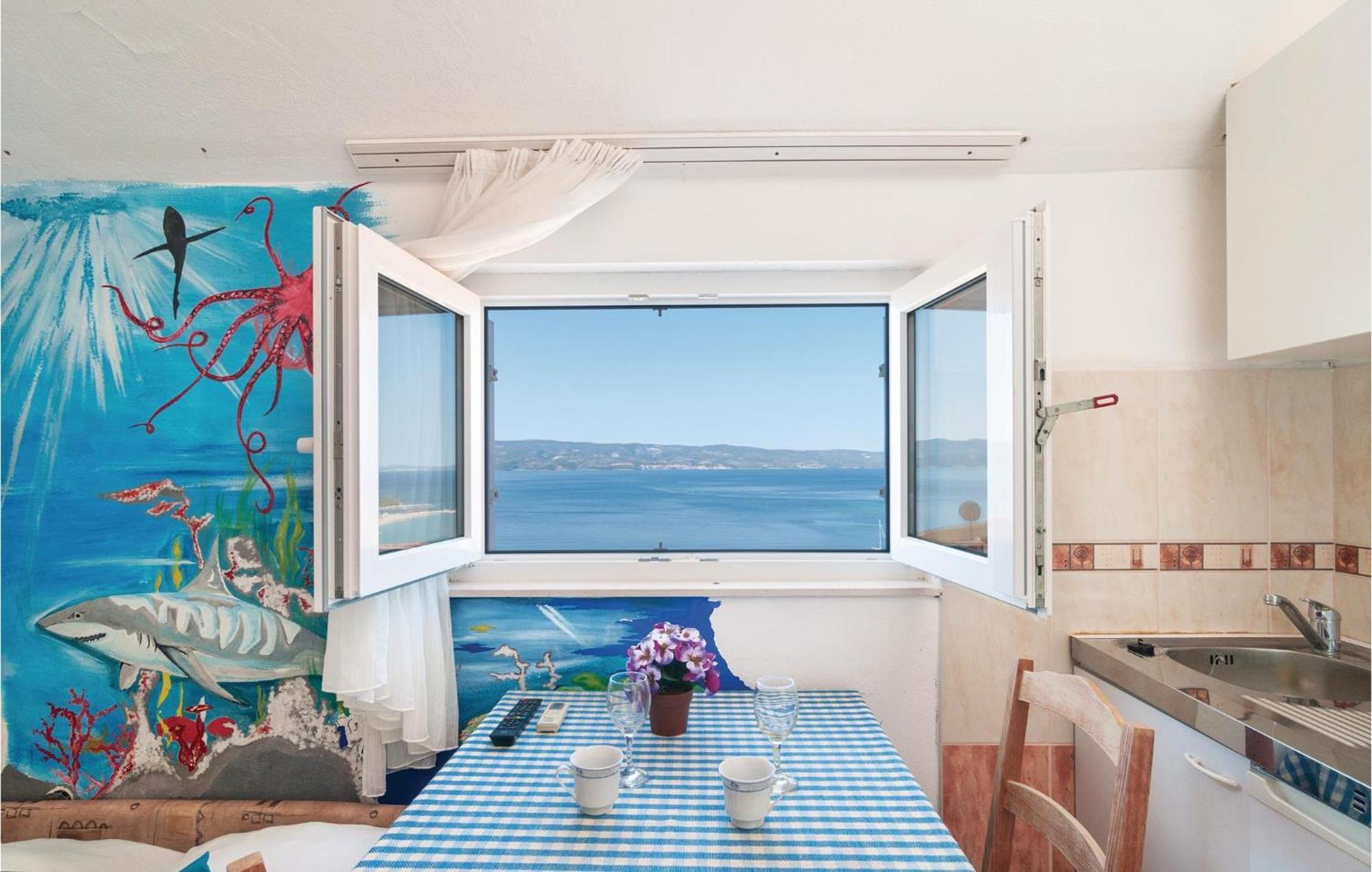 Gorgeous Apartment In Omis With House Sea View Eksteriør billede