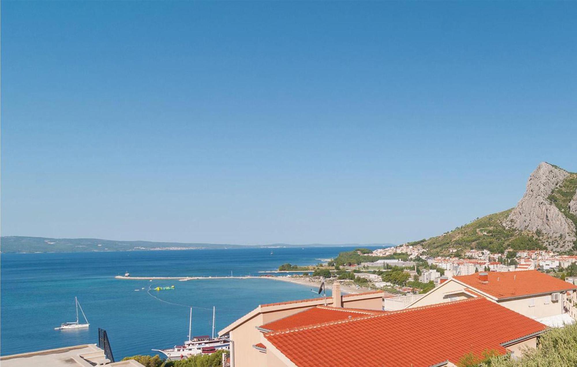 Gorgeous Apartment In Omis With House Sea View Eksteriør billede